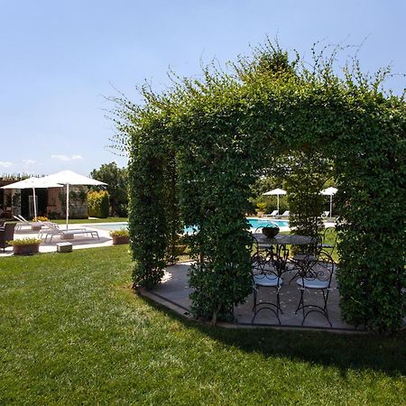 Villa Maxima Privacy And Pool - Happy Rentals Galatina Bagian luar foto