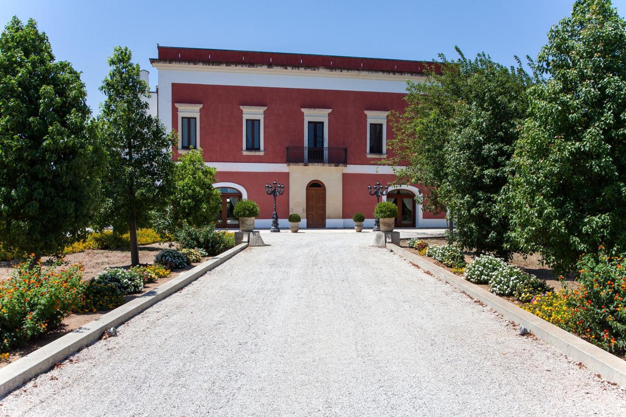 Villa Maxima Privacy And Pool - Happy Rentals Galatina Bagian luar foto